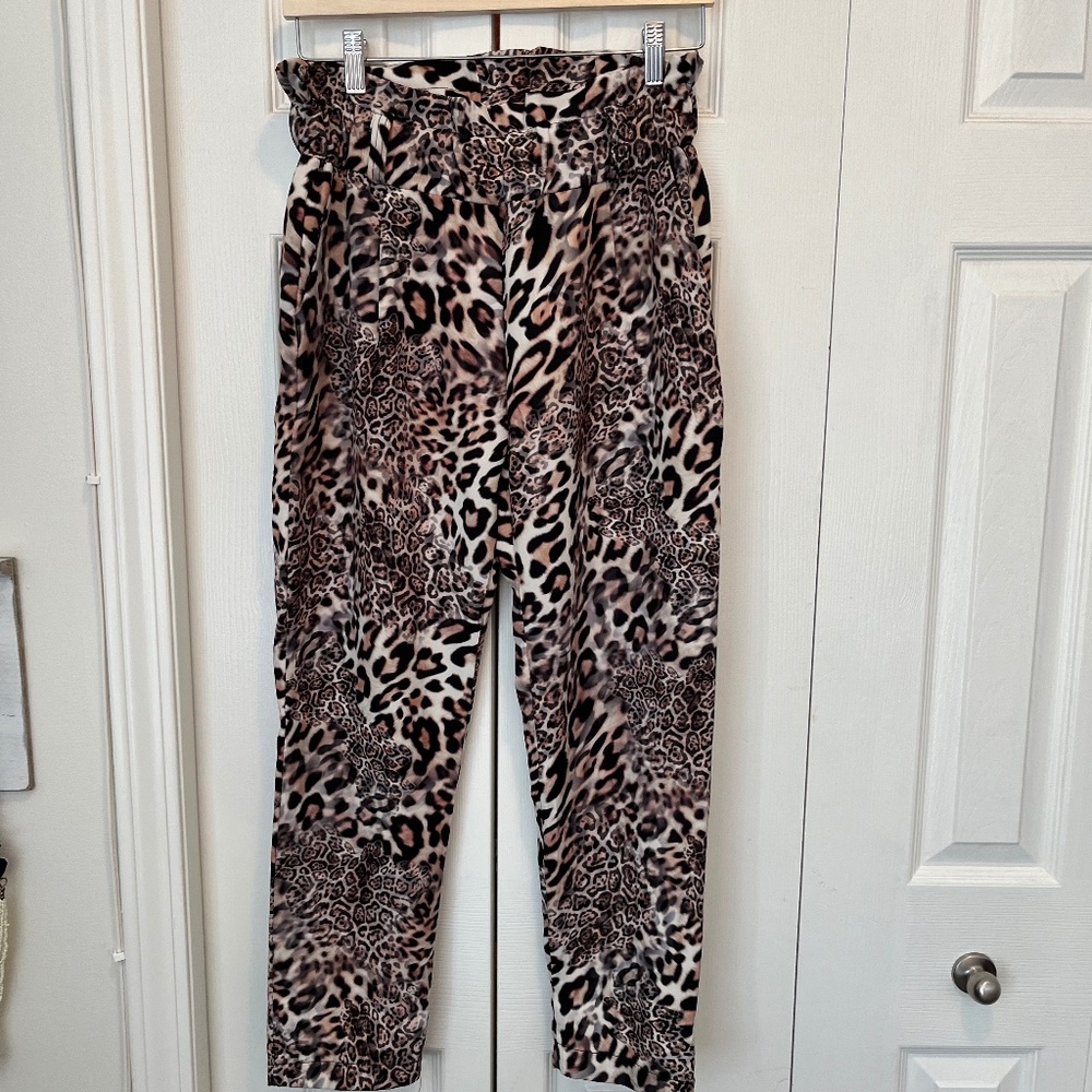 Moose size S animal print pants